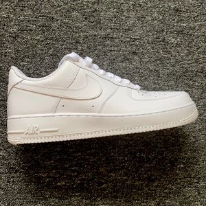 White Nike Airforce 1s Size 11